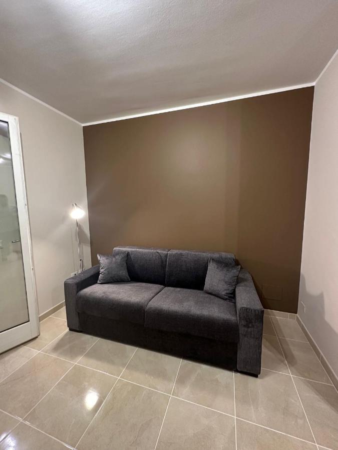 Desenzanino Apartment Twelve Desenzano del Garda Luaran gambar