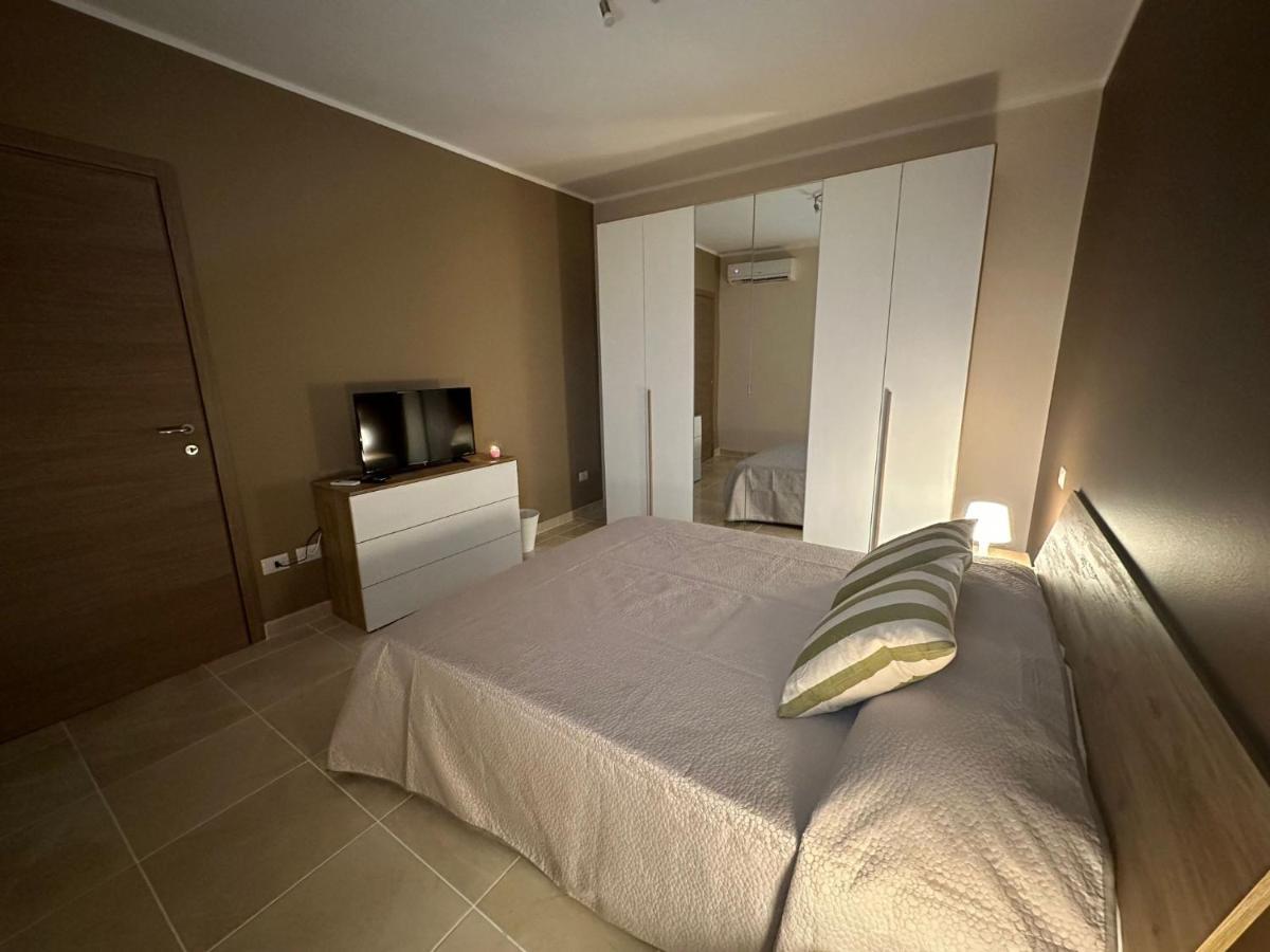 Desenzanino Apartment Twelve Desenzano del Garda Luaran gambar